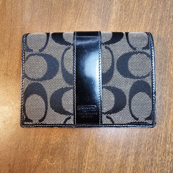 Coach Vintage Signature C Logo Patten Leather / Canvas Bifold Wallet - Picture 1 of 10